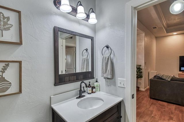 1001 NW 110 Street, Oklahoma City, OK 73127