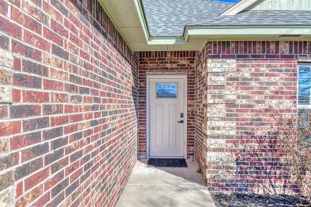 1001 NW 110 Street, Oklahoma City, OK 73127