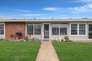 265 Newcastle Court B, Ridge, NY 11961