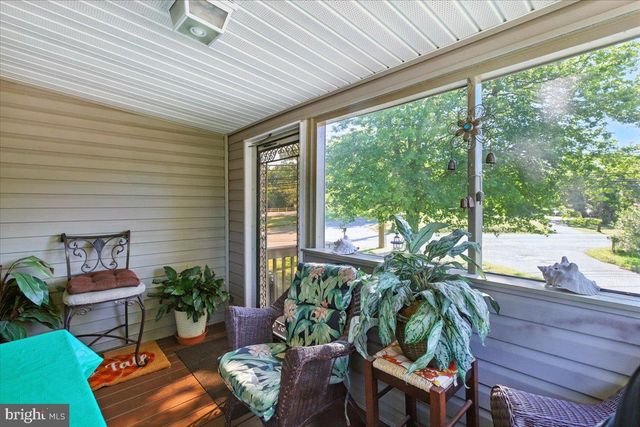 12309 LIVINGSTON RD, Fort Washington, MD 20744