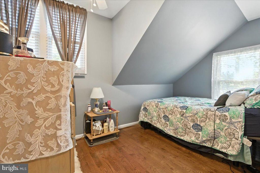 Image 14 of property listing at 12309 LIVINGSTON RD, Fort Washington, MD 20744