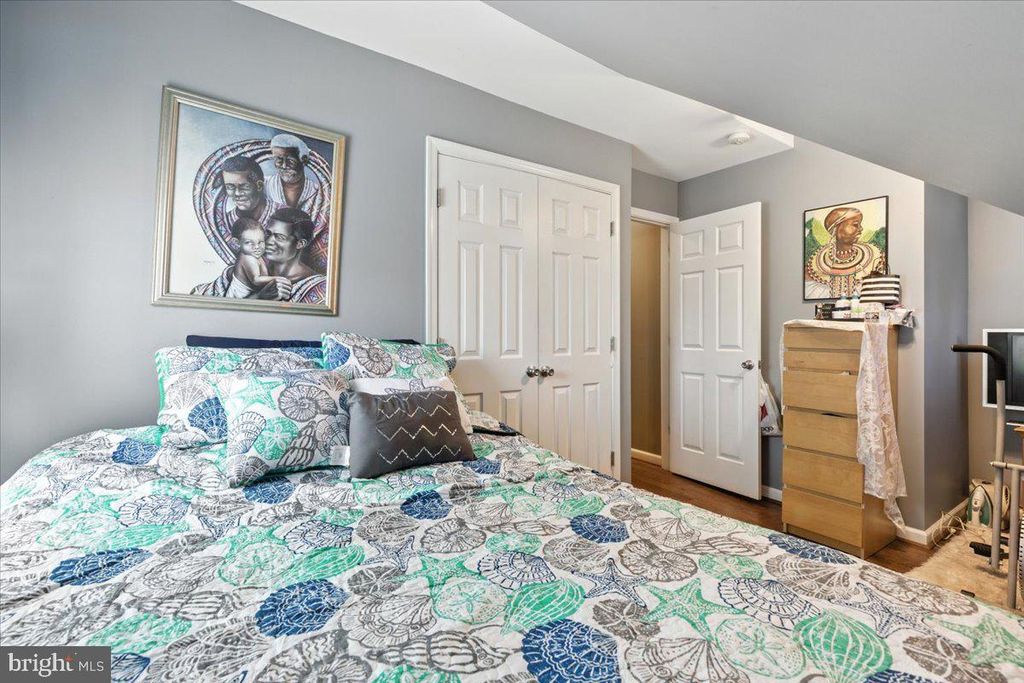 Image 16 of property listing at 12309 LIVINGSTON RD, Fort Washington, MD 20744