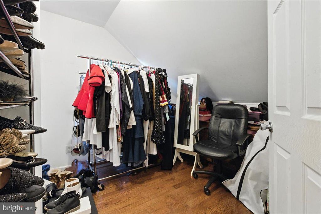 Image 17 of property listing at 12309 LIVINGSTON RD, Fort Washington, MD 20744