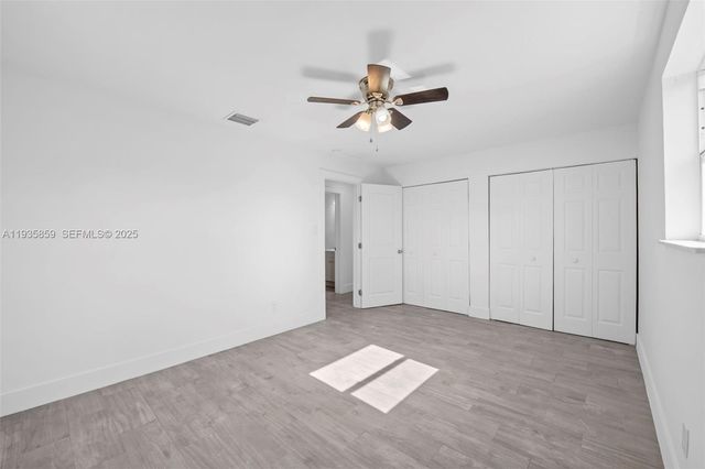 5641 NE 8th Ave, Oakland Park, FL 33334