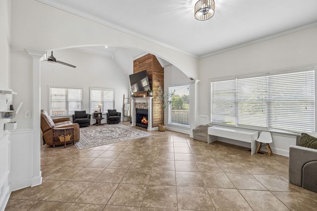 1136 Farmhouse Rd, Lascassas, TN 37085