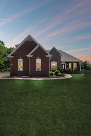 1136 Farmhouse Rd, Lascassas, TN 37085