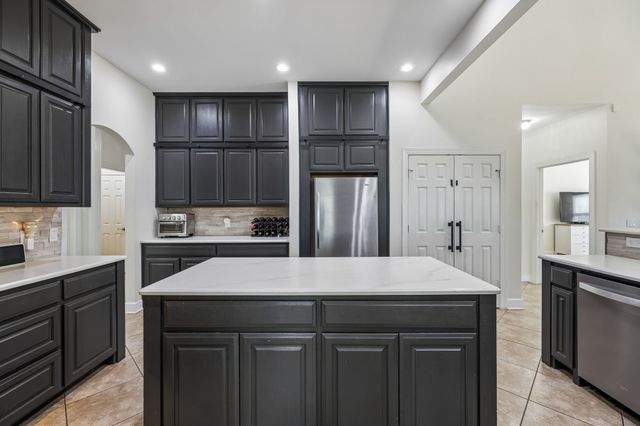 1136 Farmhouse Rd, Lascassas, TN 37085