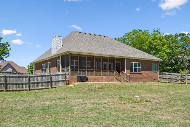 1136 Farmhouse Rd, Lascassas, TN 37085