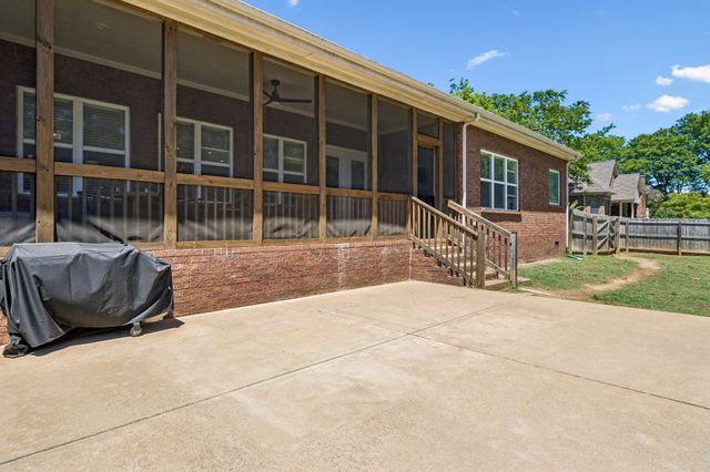 1136 Farmhouse Rd, Lascassas, TN 37085