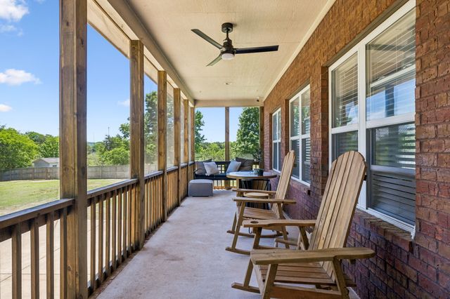 1136 Farmhouse Rd, Lascassas, TN 37085