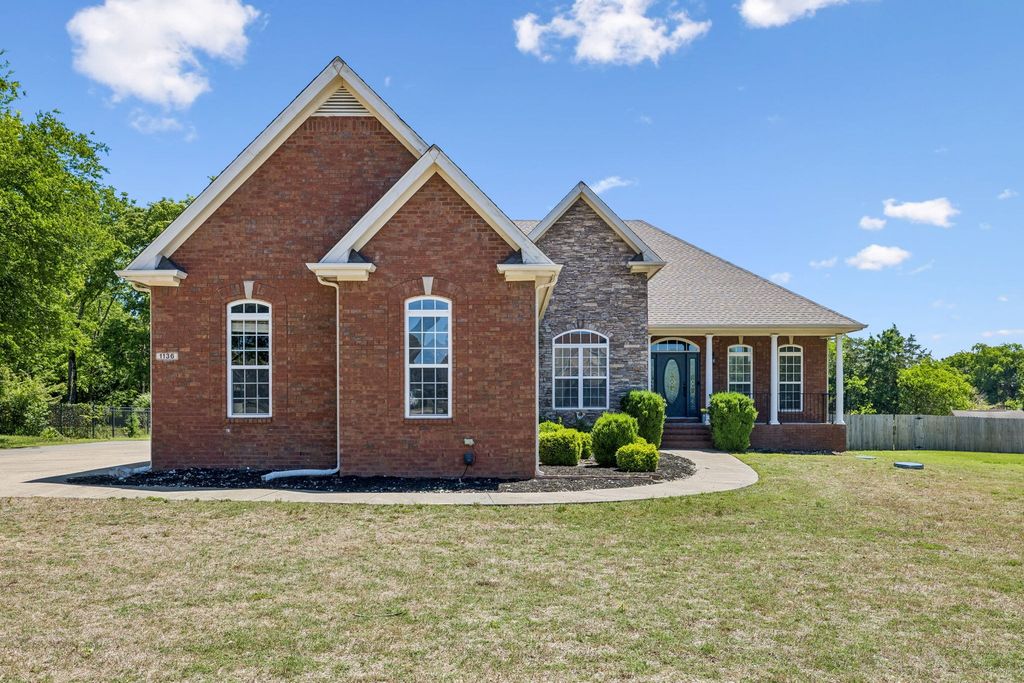 1136 Farmhouse Rd, Lascassas, TN 37085
