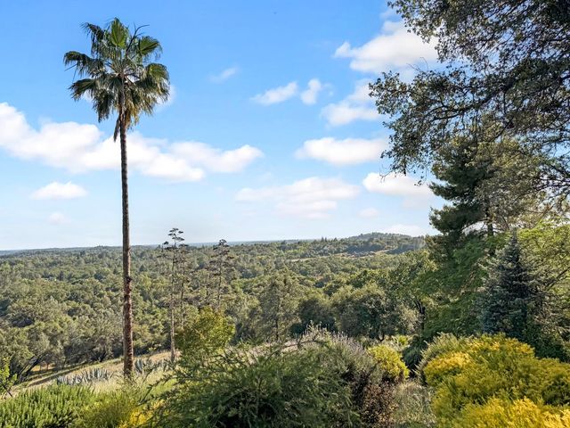 1605 Auburn Folsom Rd, Auburn, CA 95603
