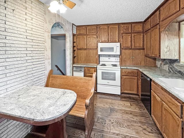 1605 Auburn Folsom Rd, Auburn, CA 95603