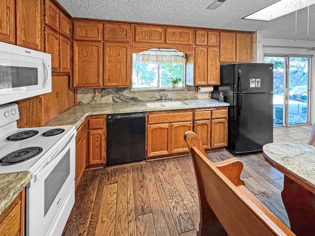 1605 Auburn Folsom Rd, Auburn, CA 95603