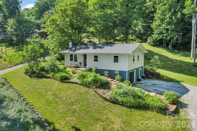 644 Valley Road, Spruce Pine, NC 28777