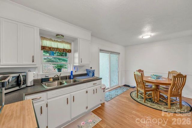 644 Valley Road, Spruce Pine, NC 28777