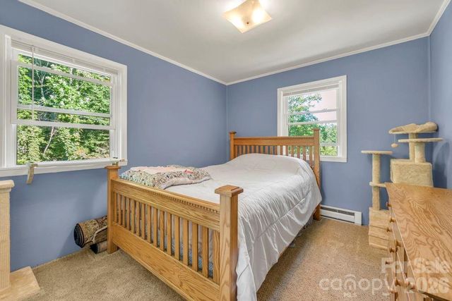 644 Valley Road, Spruce Pine, NC 28777