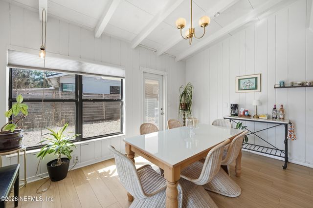 6014 WATEREDGE Lane, Jacksonville, FL 32211