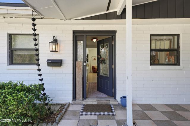 6014 WATEREDGE Lane, Jacksonville, FL 32211