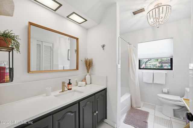 6014 WATEREDGE Lane, Jacksonville, FL 32211