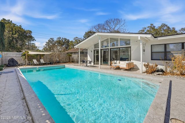 6014 WATEREDGE Lane, Jacksonville, FL 32211