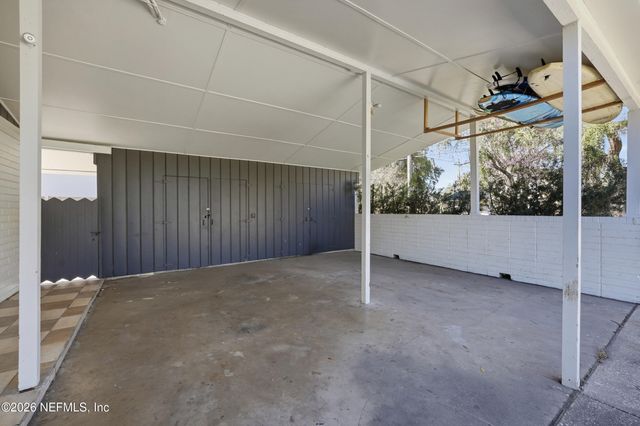 6014 WATEREDGE Lane, Jacksonville, FL 32211