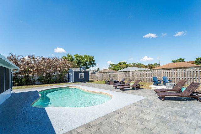 1353 SW Gastador Ave, Port St. Lucie, Port St Lucie, FL 34953