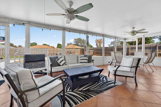 1353 SW Gastador Ave, Port St. Lucie, Port St Lucie, FL 34953