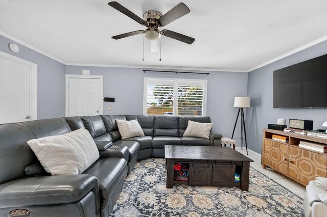 1353 SW Gastador Ave, Port St. Lucie, Port St Lucie, FL 34953