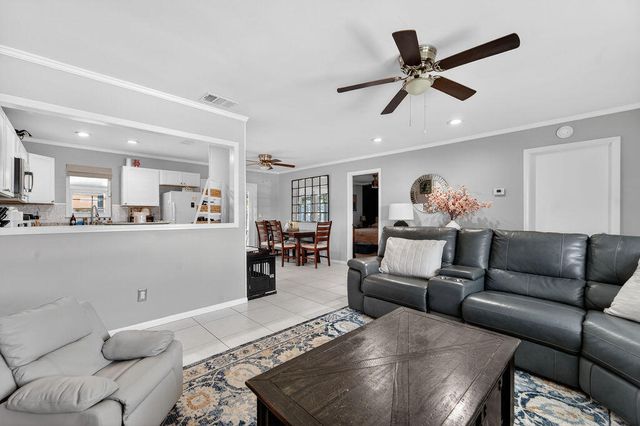 1353 SW Gastador Ave, Port St. Lucie, Port St Lucie, FL 34953