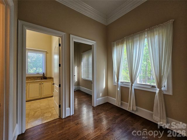 9222 Woodhall Lake Drive, Waxhaw, NC 28173