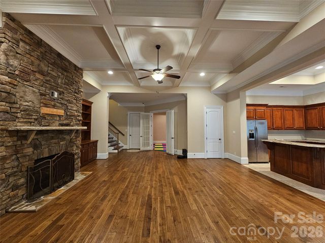 9222 Woodhall Lake Drive, Waxhaw, NC 28173