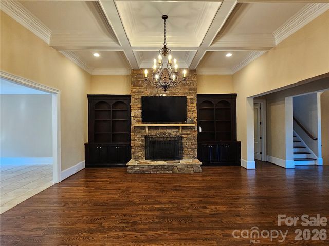 9222 Woodhall Lake Drive, Waxhaw, NC 28173