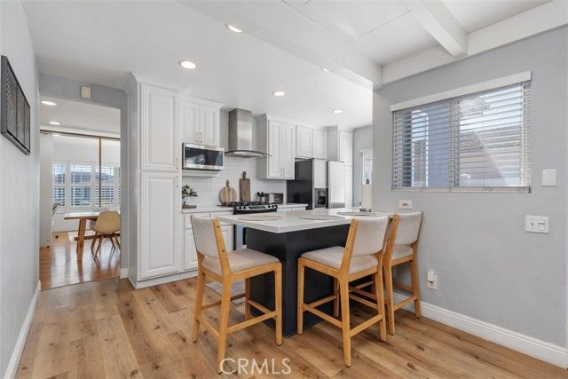 2401 Roswell Avenue, Long Beach, CA 90815