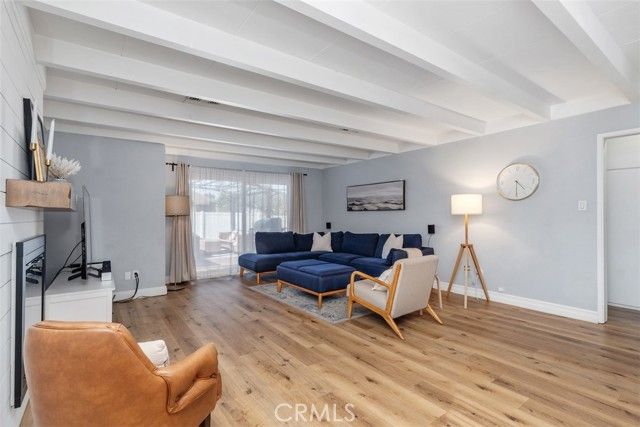 2401 Roswell Avenue, Long Beach, CA 90815