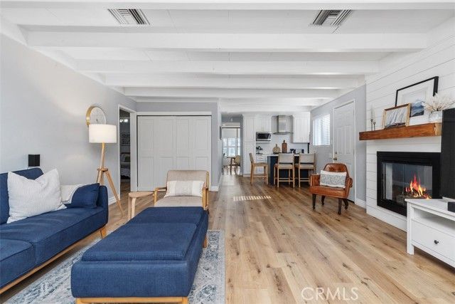 2401 Roswell Avenue, Long Beach, CA 90815