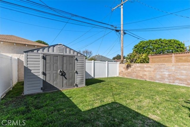 2401 Roswell Avenue, Long Beach, CA 90815