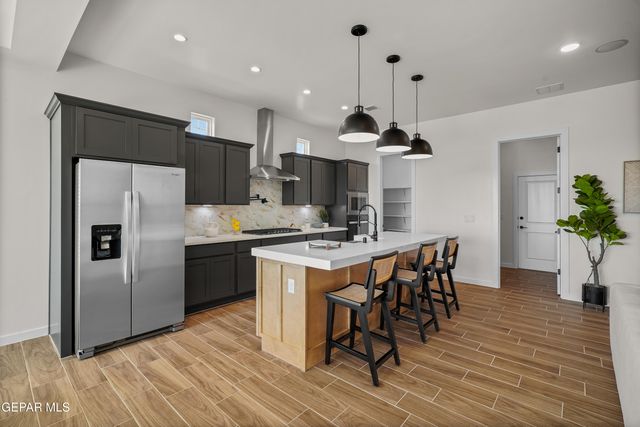 513 Basketflower Drive, Horizon City, TX 79928