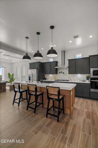 513 Basketflower Drive, Horizon City, TX 79928