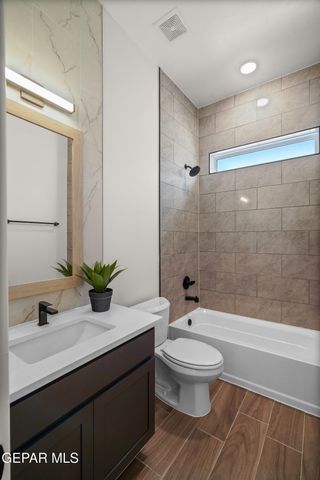 513 Basketflower Drive, Horizon City, TX 79928