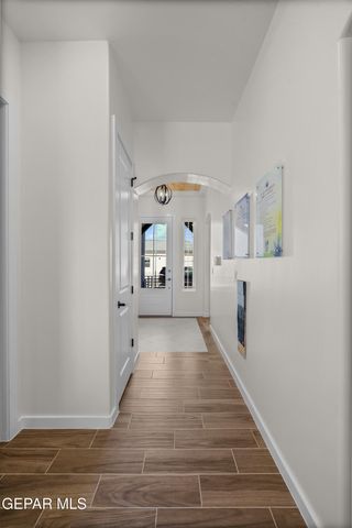 513 Basketflower Drive, Horizon City, TX 79928