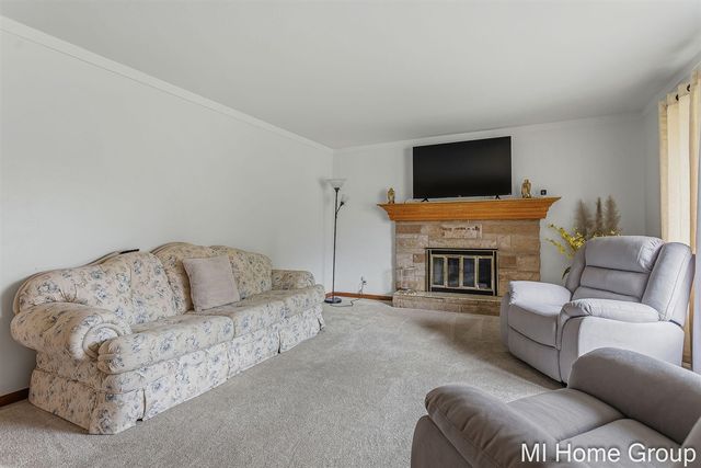 311 W 32nd Street, Holland, MI 49423
