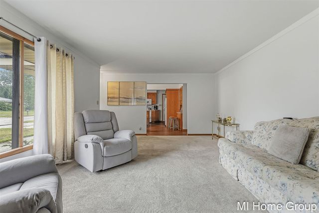 311 W 32nd Street, Holland, MI 49423