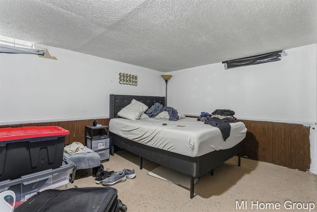 311 W 32nd Street, Holland, MI 49423