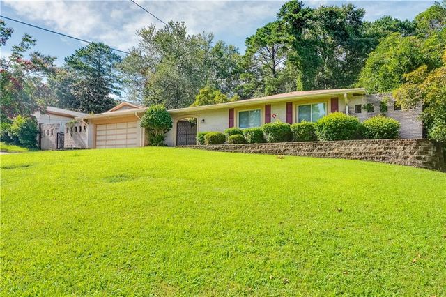 3914 Sable Drive, Stone Mountain, GA 30083