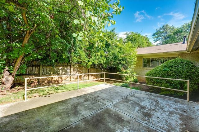 3914 Sable Drive, Stone Mountain, GA 30083