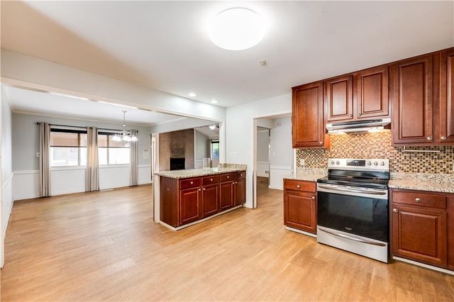 3914 Sable Drive, Stone Mountain, GA 30083