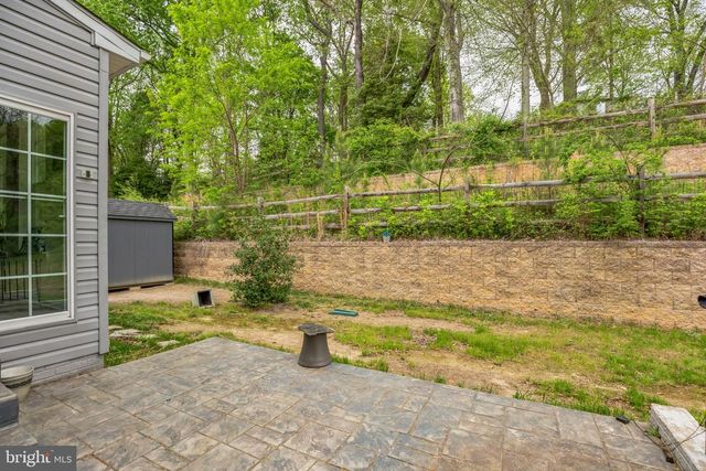 6 PATES DR, Fort Washington, MD 20744