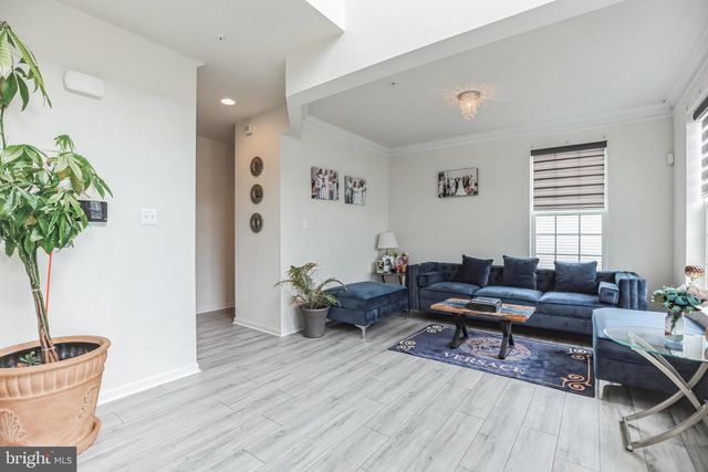 6 PATES DR, Fort Washington, MD 20744