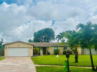 6851 SW 5th St, Margate, FL 33068